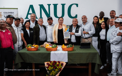 ANUC recibe $27 000 millones para impulsar comercialización campesina